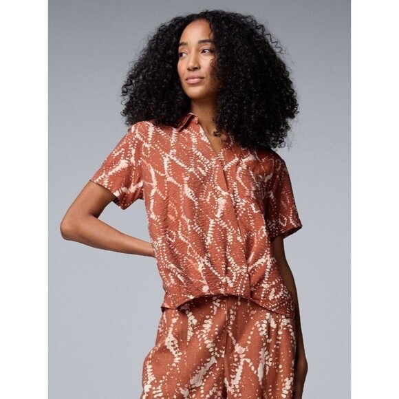 Simply Vera Vera Wang Rust Batik Print Drapey Blouse Small NWT Boho Top - Picture 2 of 6